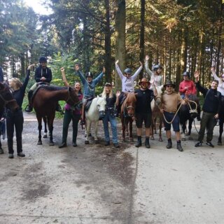 d23e1a98-4c6e-4897-b935-a43dc0b92f4c